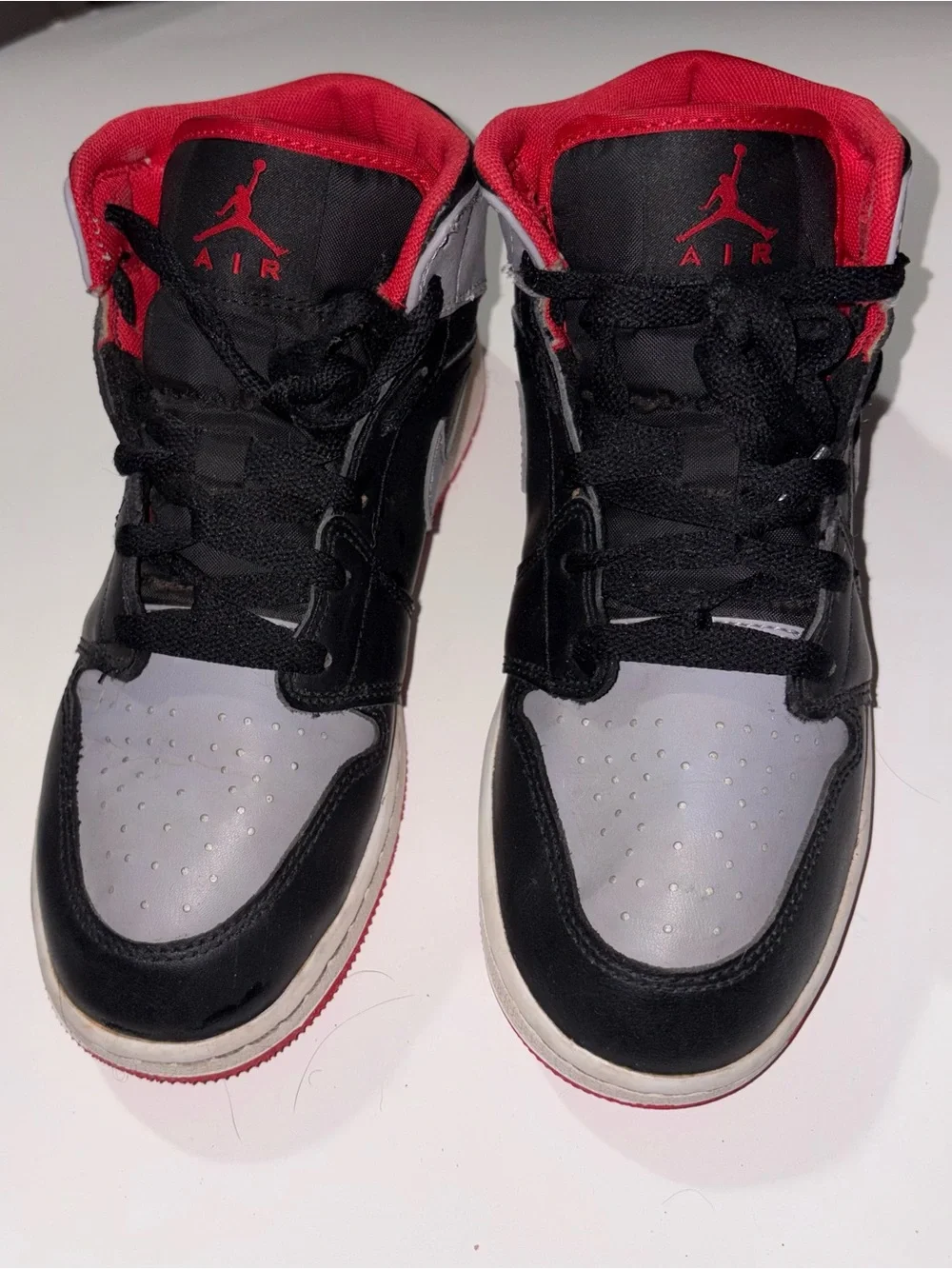 Nike Air Jordan 1 Mid Bred Shadow DQ8423-006 Grade School 5.5Y Black Gray Red